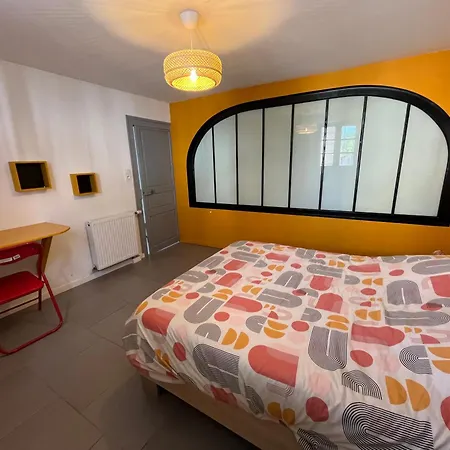 Maison 6 Pers Proche De La Lussant