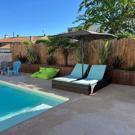 בית נופש Piscine Chauffee, & Ambiance Paillote Proche Des Plages De Fouras